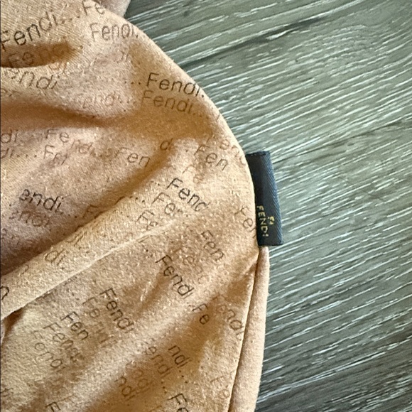 Vtg FENDI Turtleneck Sweater, size M/L - Picture 5 of 7